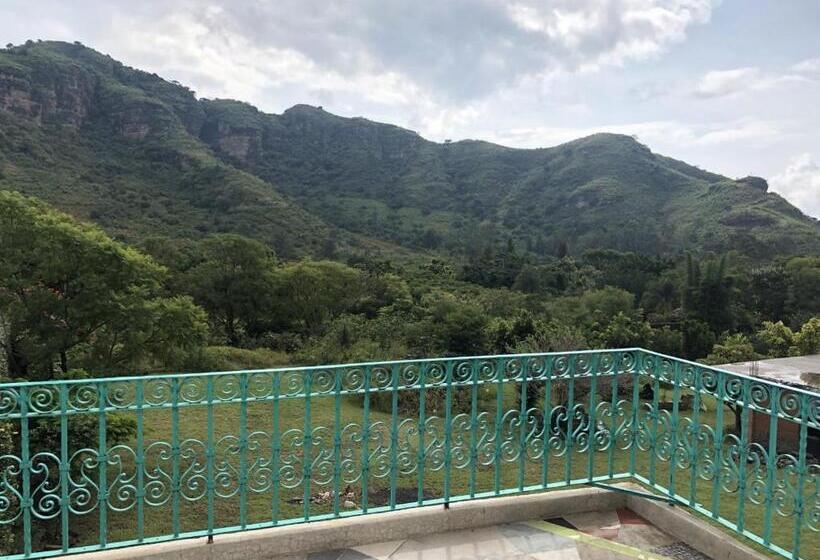 2间卧室的房子, Paradise Hotel Boutique & Lounge