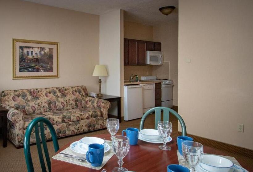 Mini Suite, Carriage House Country Club