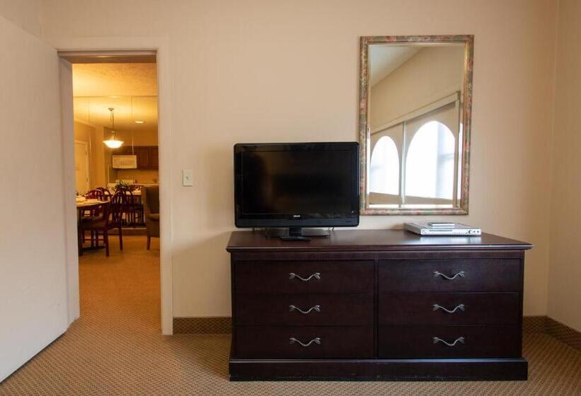 로얄 스위트, Carriage House Country Club