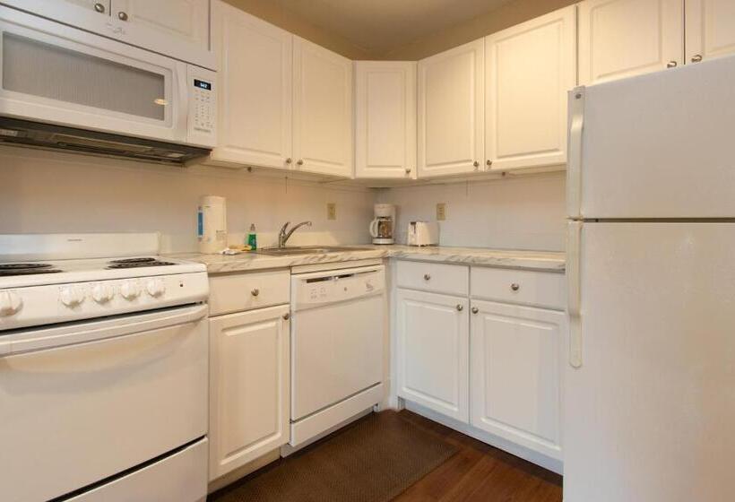 皇家套房, Carriage House Country Club