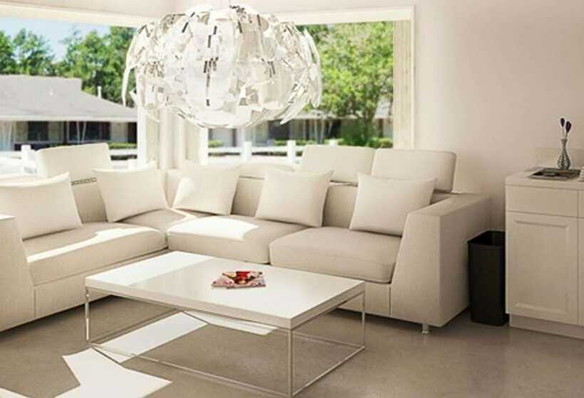 غرفه قياسيه سريرين مزدوجين, Sun Plaza Motel