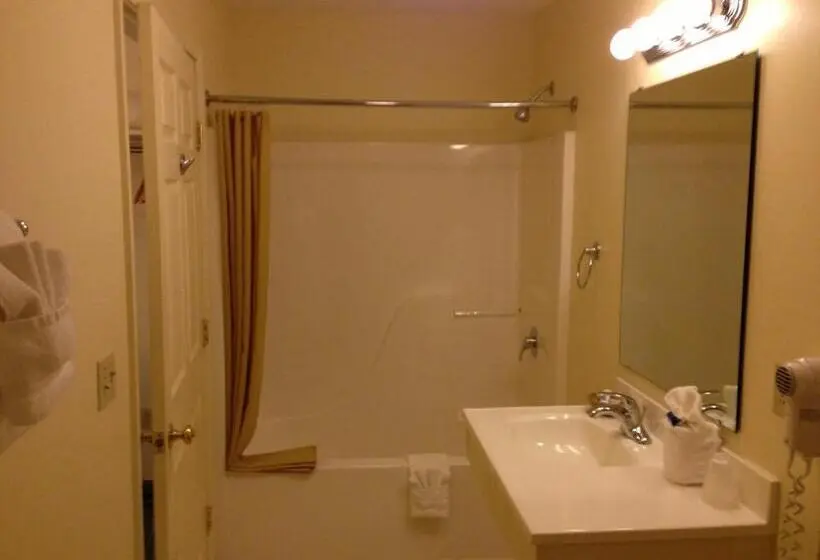 Standard-huone King-vuode, The Falls Motel