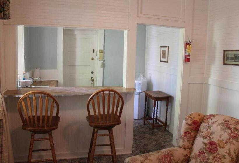 סוויטת ג'וניור, The Hotel Limpia