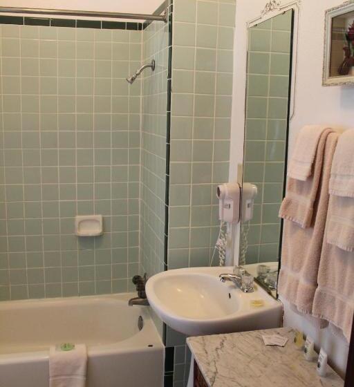 חדר סופריור, The Hotel Limpia