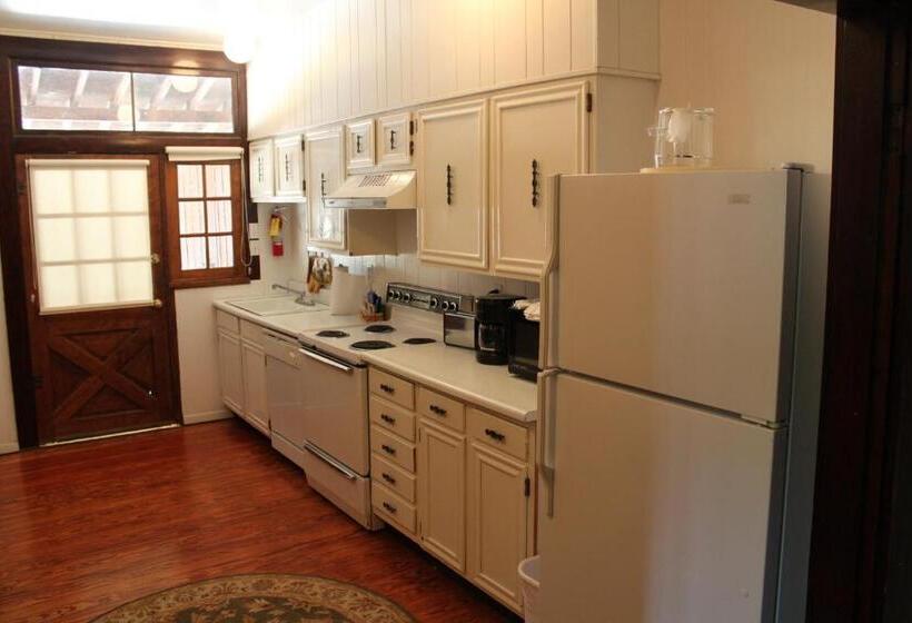 סוויטת 2 חדרי שינה, The Hotel Limpia