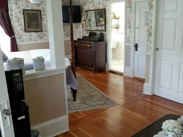 스위트, Victoria Inn