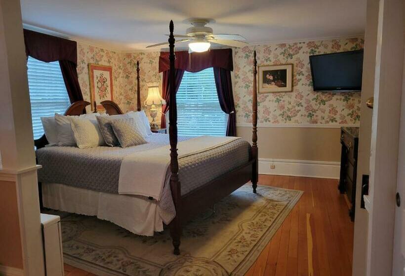 스위트 킹사이즈 침대, Victoria Inn