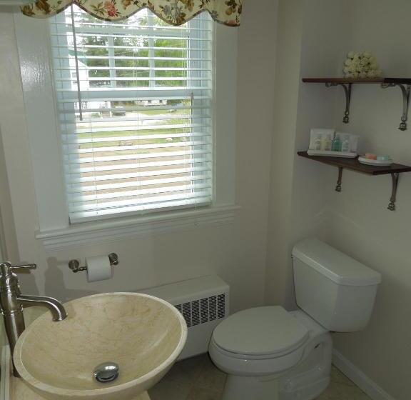 스위트 킹사이즈 침대, Victoria Inn