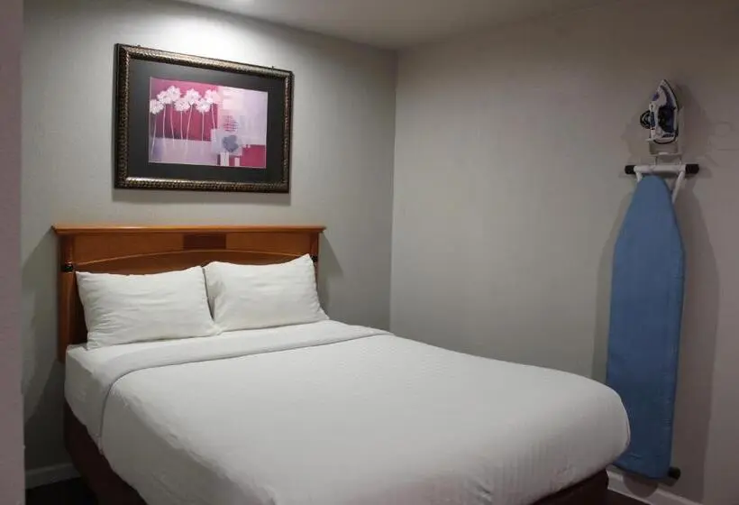 スタンダードトリプルルーム, Thunderbird Motel Las Vegas/ New Mexico