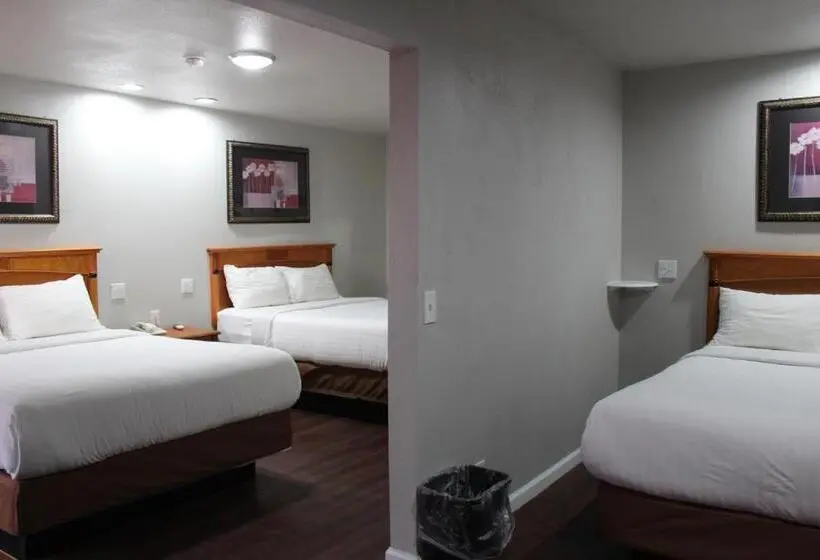 スタンダードトリプルルーム, Thunderbird Motel Las Vegas/ New Mexico