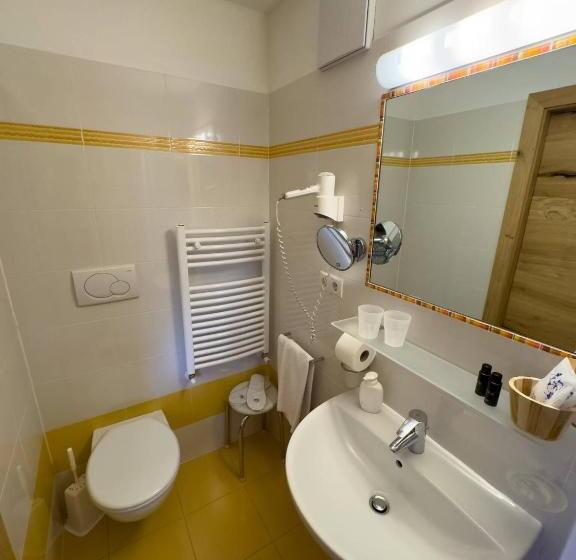 חדר סטנדרט עם מרפסת, Bar Restaurant Pizzeria Antermont