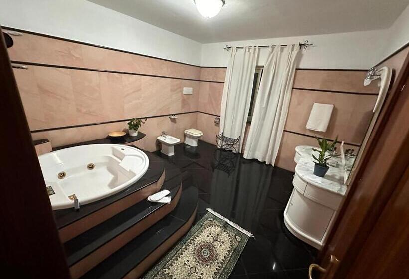 اتاق استاندارد با تخت بزرگ, Villa Garden