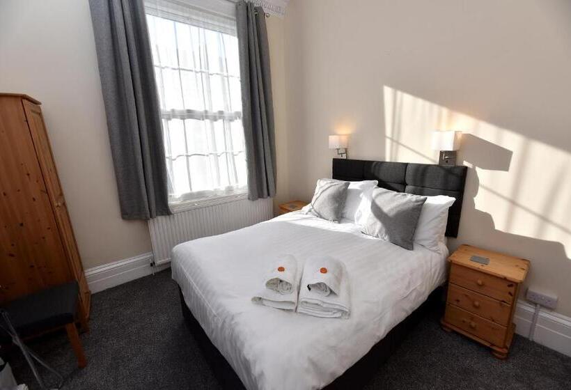 标准间, Phoenix Court