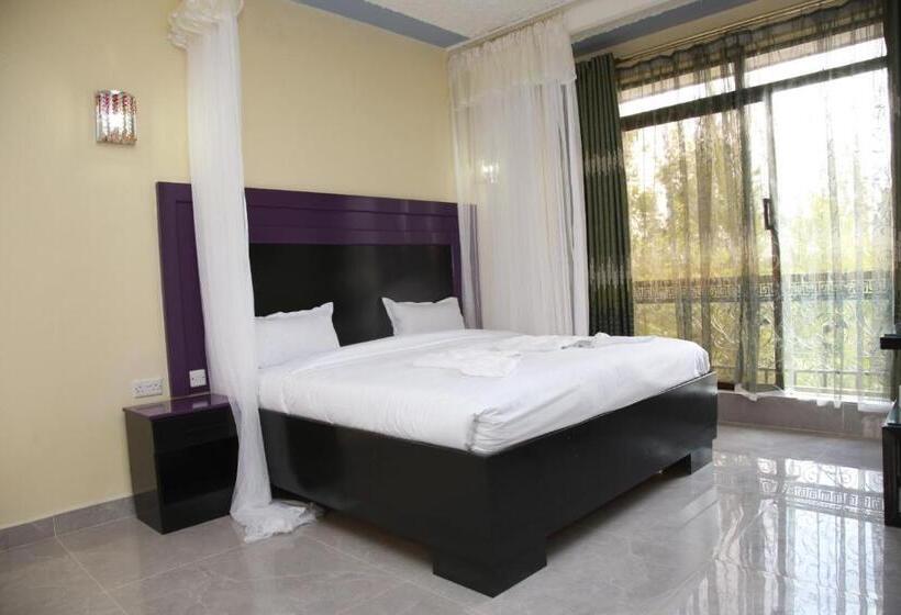 带阳台的豪华间, Sunstar Resort Thika