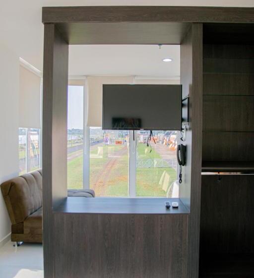 اتاق استاندارد سه تخته با چشم‌انداز, Nobleza Apart