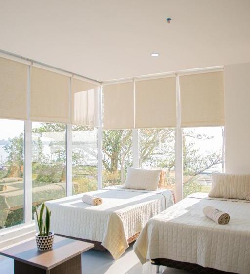 اتاق استاندارد چهار تخته, Nobleza Apart