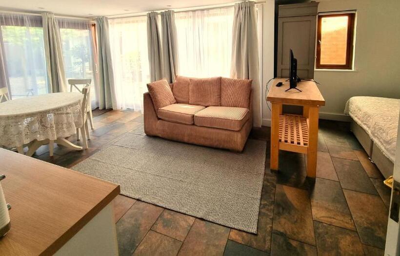 수피리어 룸 가든 전망, Oak Tree Rooms Ltd