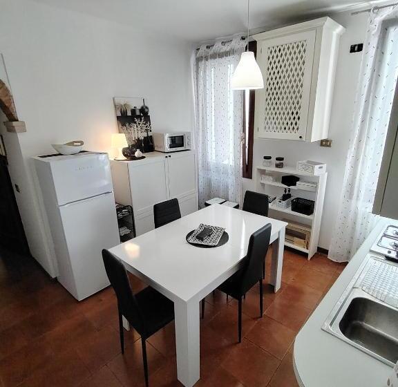 اتاق استاندارد, Vicenza Room