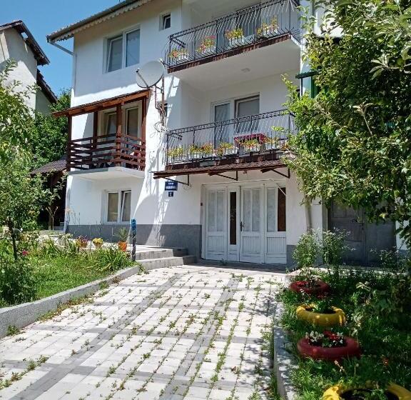اتاق استاندارد سه نفره, Vila Premier Sokobanja