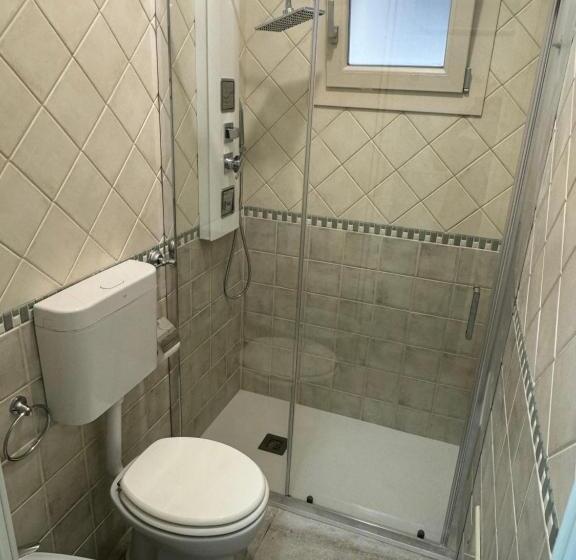 חדר סטנדרט לארבעה, B&b Da Lucia