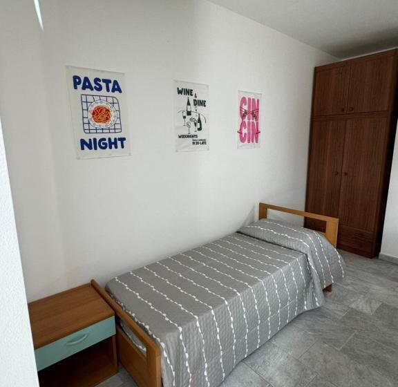 חדר סטנדרט לארבעה, B&b Da Lucia