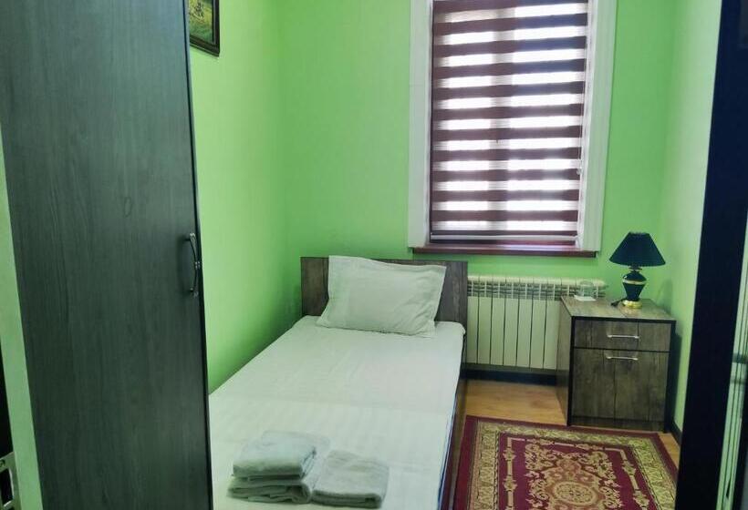 Standardeinzelzimmer, Green