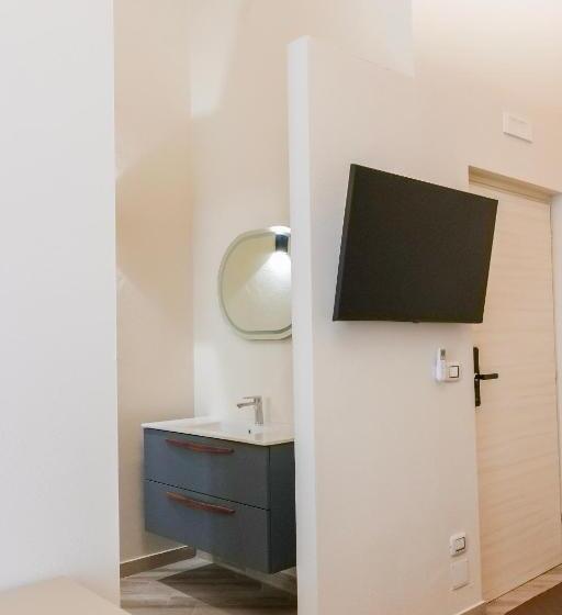 اتاق استاندارد با بالکن, Rooftop Parthenopeo Contemporary Rooms