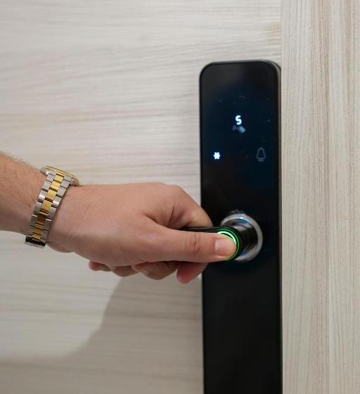 اتاق لوکس, Rooftop Parthenopeo Contemporary Rooms