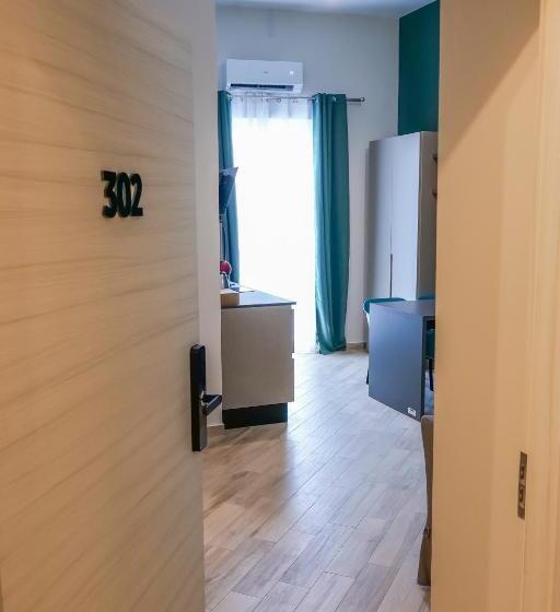 اتاق خانوادگی, Rooftop Parthenopeo Contemporary Rooms