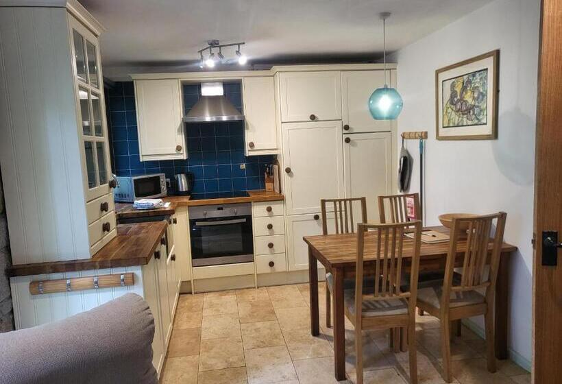 شقة غرفة واحدة مطلة على الحديقة, Bumbeldink