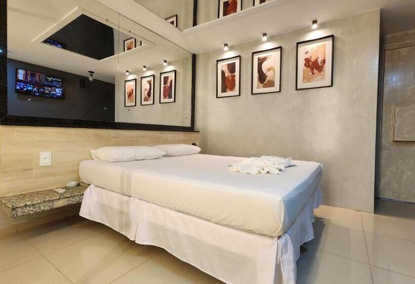 スタンダードルーム, Henry S Motel