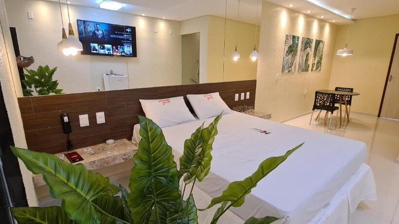 デラックスルーム, Henry S Motel