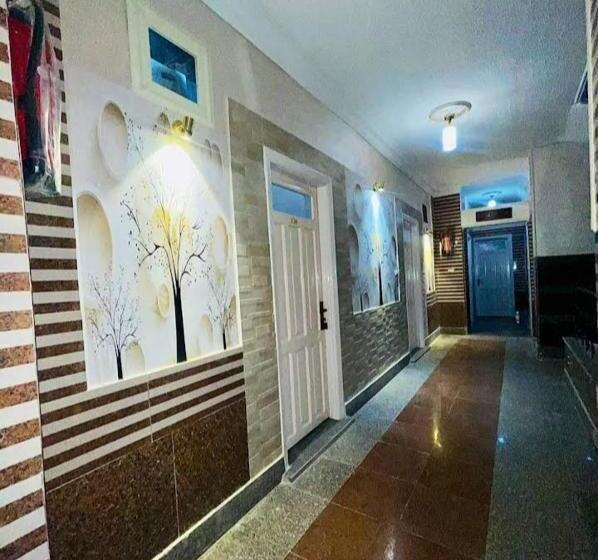 اتاق لوکس یک تخته, Agiad