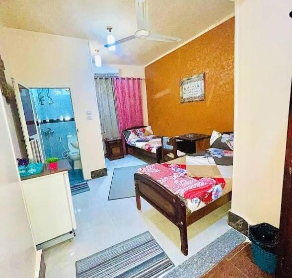 اتاق استاندارد, Agiad