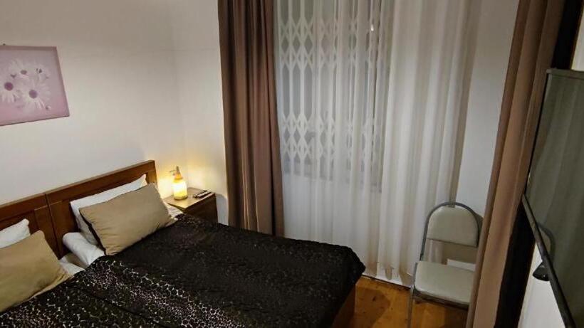 استودیو استاندارد با بالکن, Karakum Villa