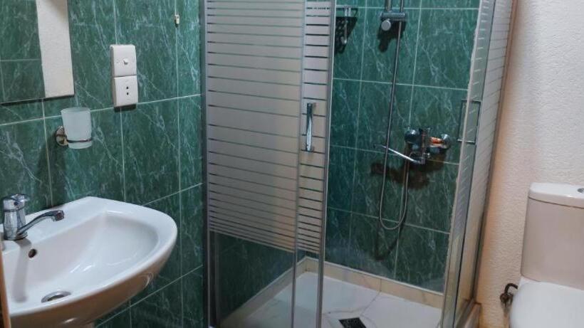 استودیو استاندارد با بالکن, Karakum Villa