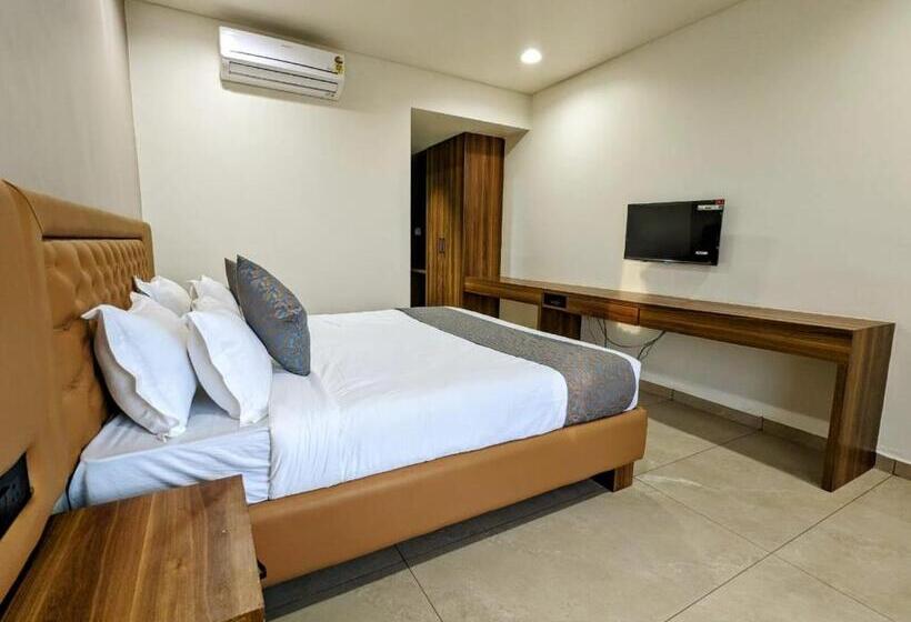 디럭스 룸, Majestic By Nxtjen Hospitality