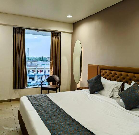 디럭스 룸, Majestic By Nxtjen Hospitality