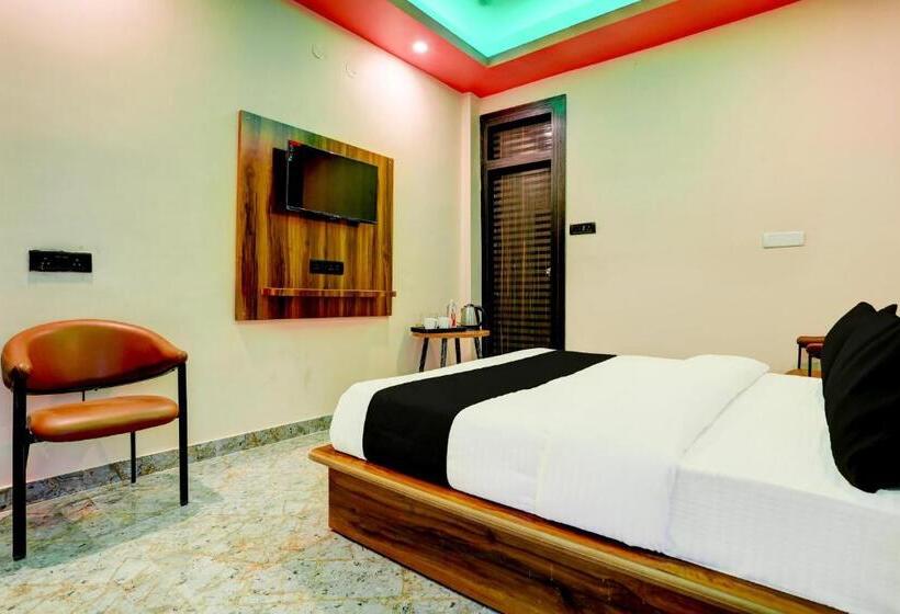 Трехместный Номер Классика, Oyo Hotel El Dorado