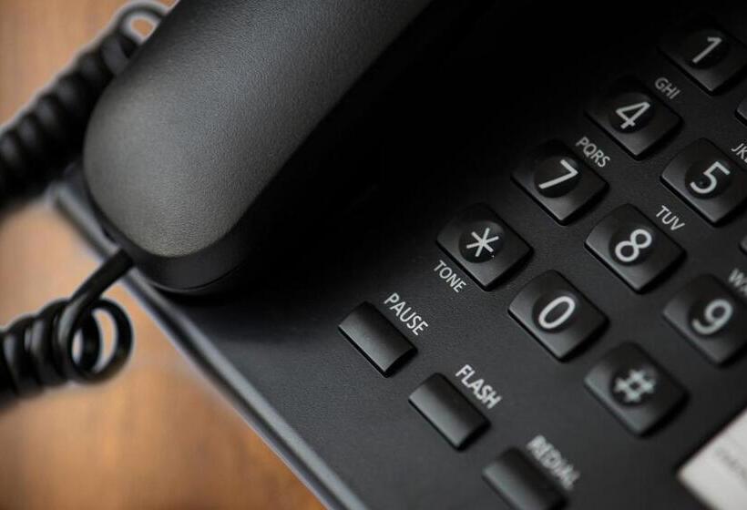 سوئیت با بالکن, Gaia Pyramids