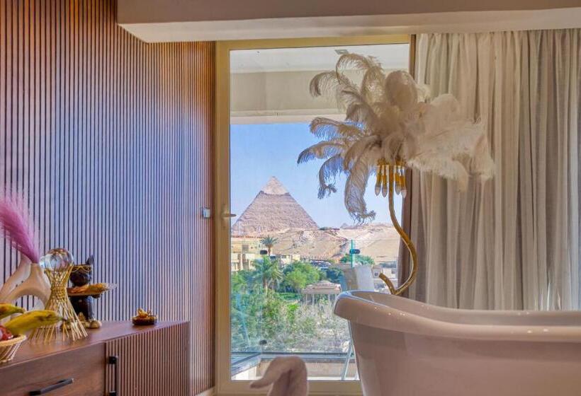 سوییت لوکس, Gaia Pyramids