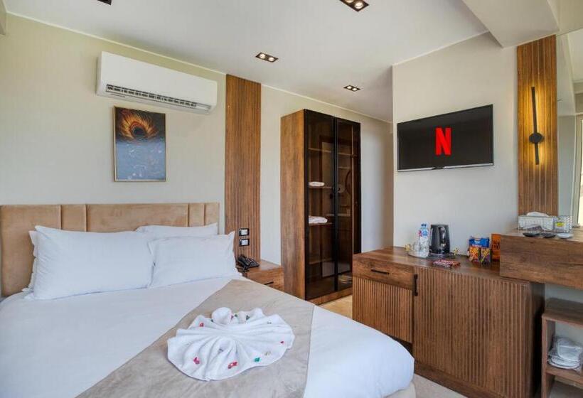 مجموعه ویستا شهر, Gaia Pyramids