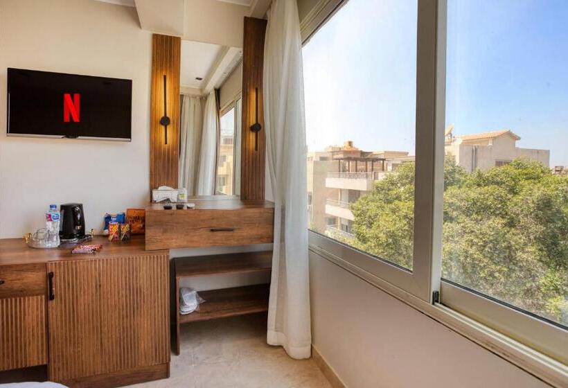 مجموعه ویستا شهر, Gaia Pyramids