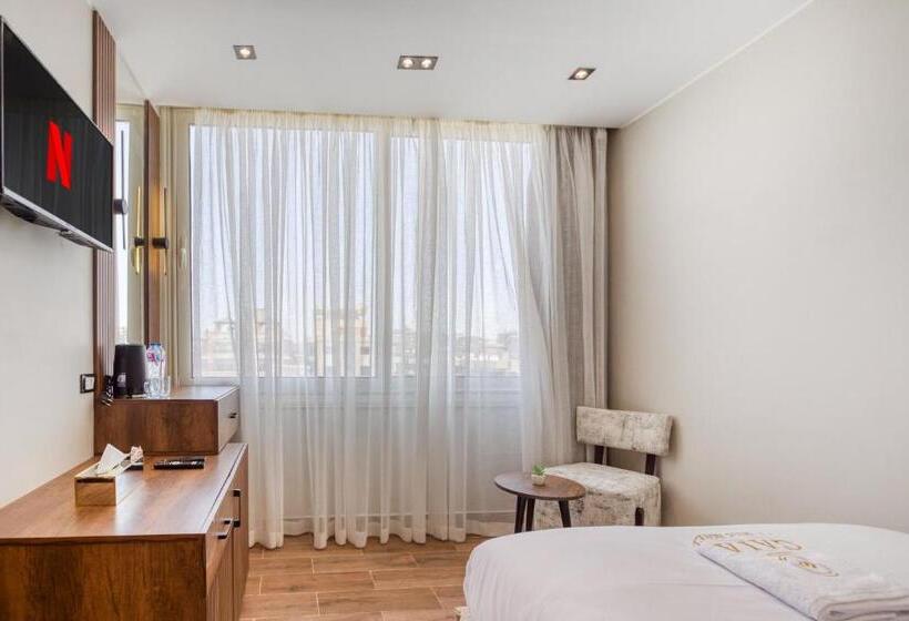 مجموعه ویستا شهر, Gaia Pyramids