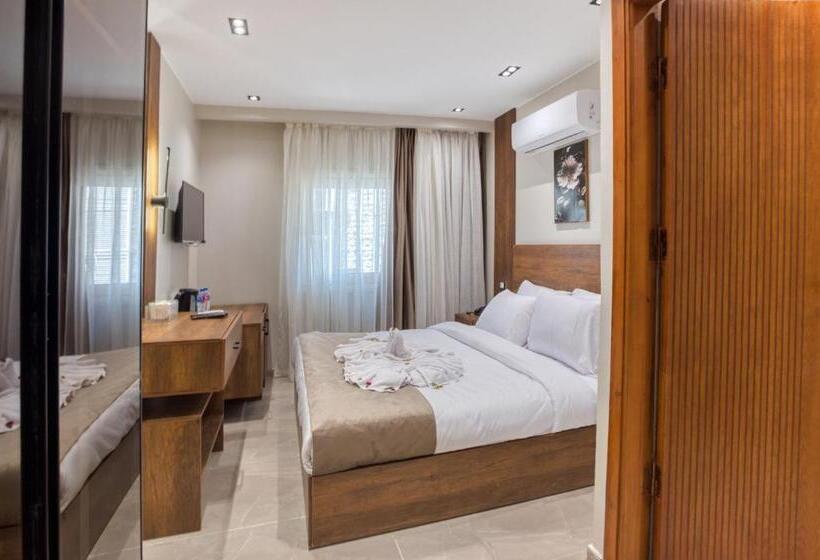 اتاق استاندارد, Gaia Pyramids