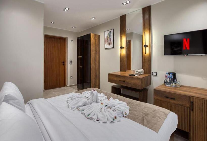 اتاق استاندارد, Gaia Pyramids