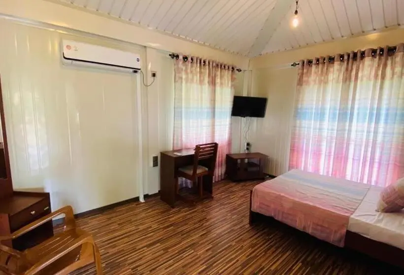エコノミールーム, Suwa Arana Family Resort
