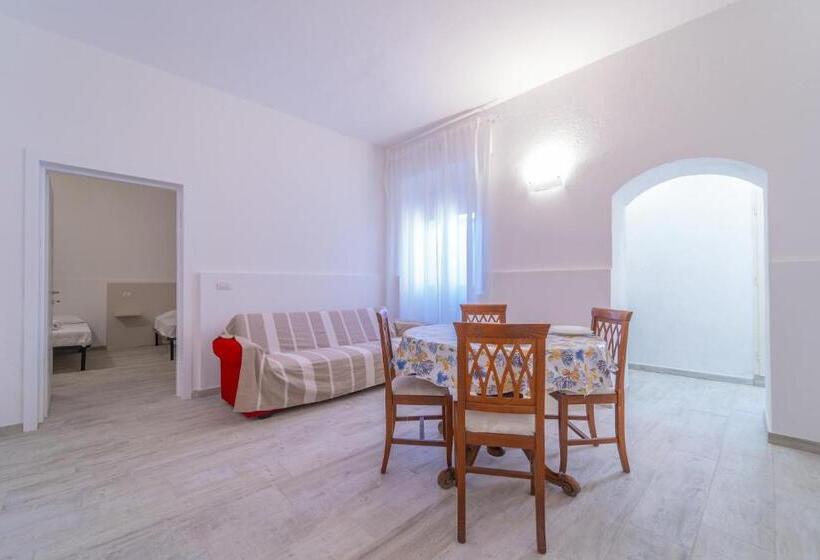 Quarto Quádruplo Deluxe, Brorent Michela Coastl Rooms