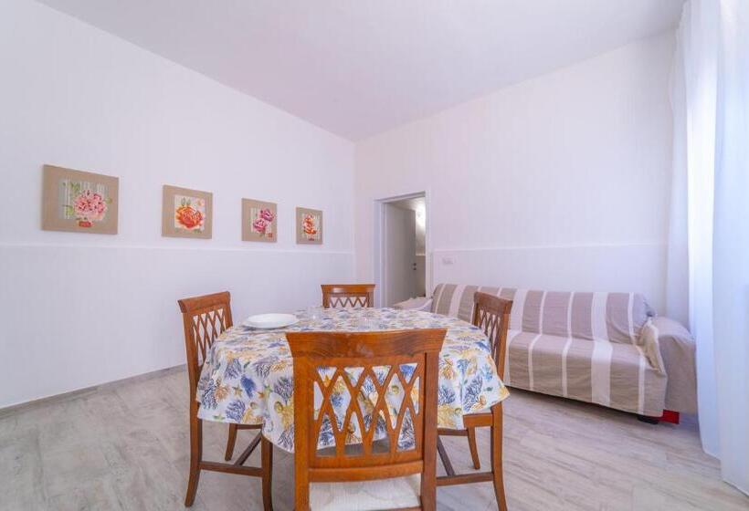 Deluxe Neljän Hengen Huone, Brorent Michela Coastl Rooms