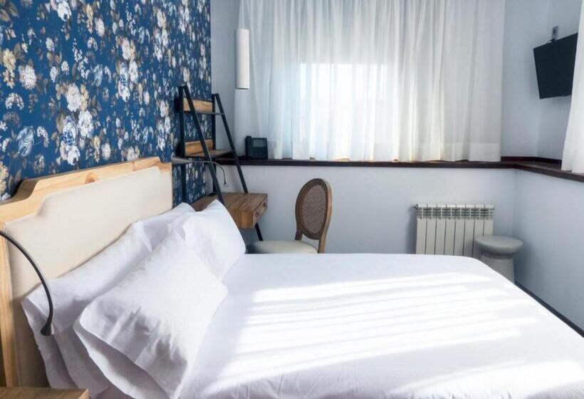 스탠다드 룸, Christine Boutique